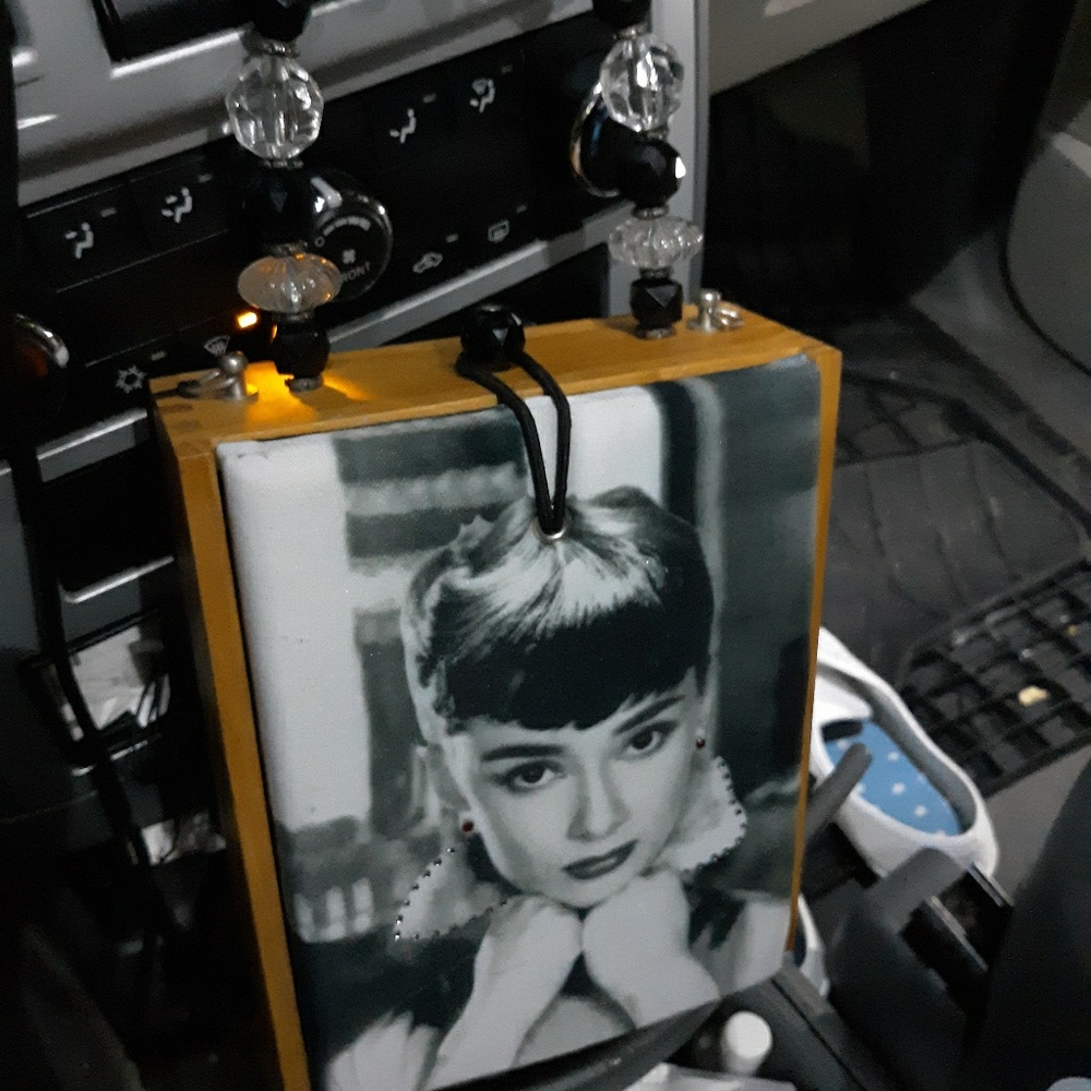 Breakfast at Tiffany's collector cigar box purse